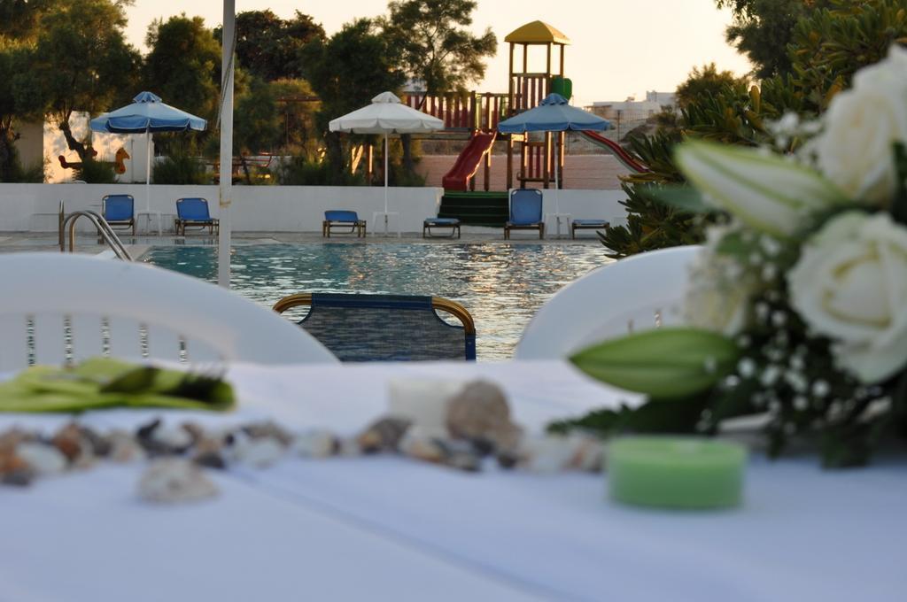 Mikri Vigla Hotel エクステリア 写真